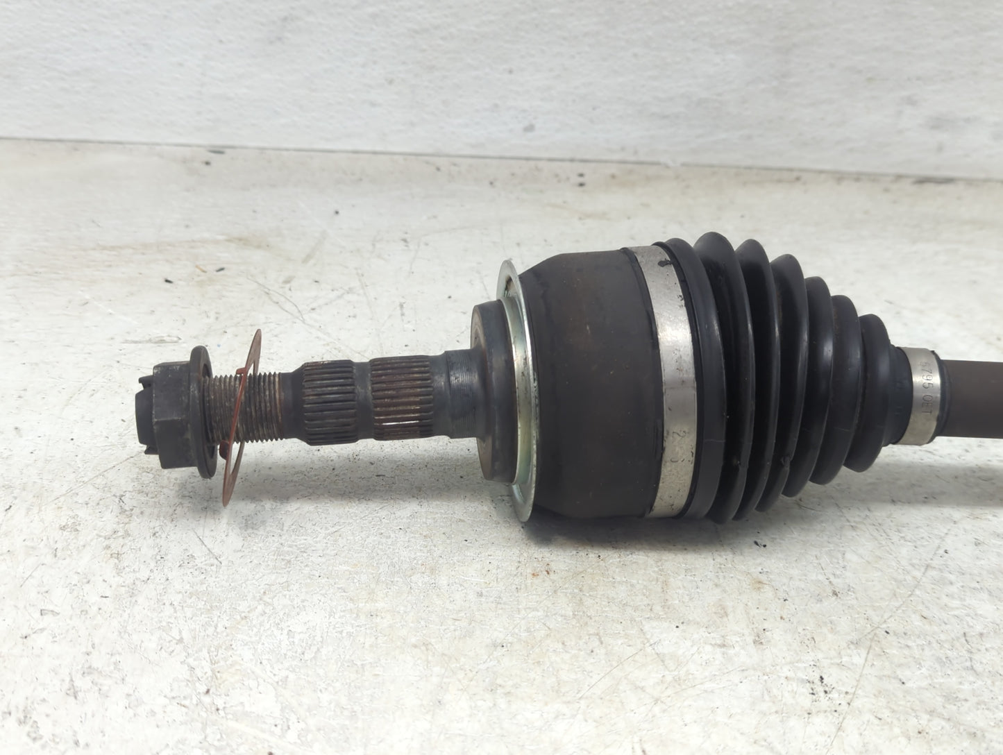 2011-2016 Chevrolet Cruze Axle Shaft Front Driver Cv C/v - Oemusedautoparts1.com