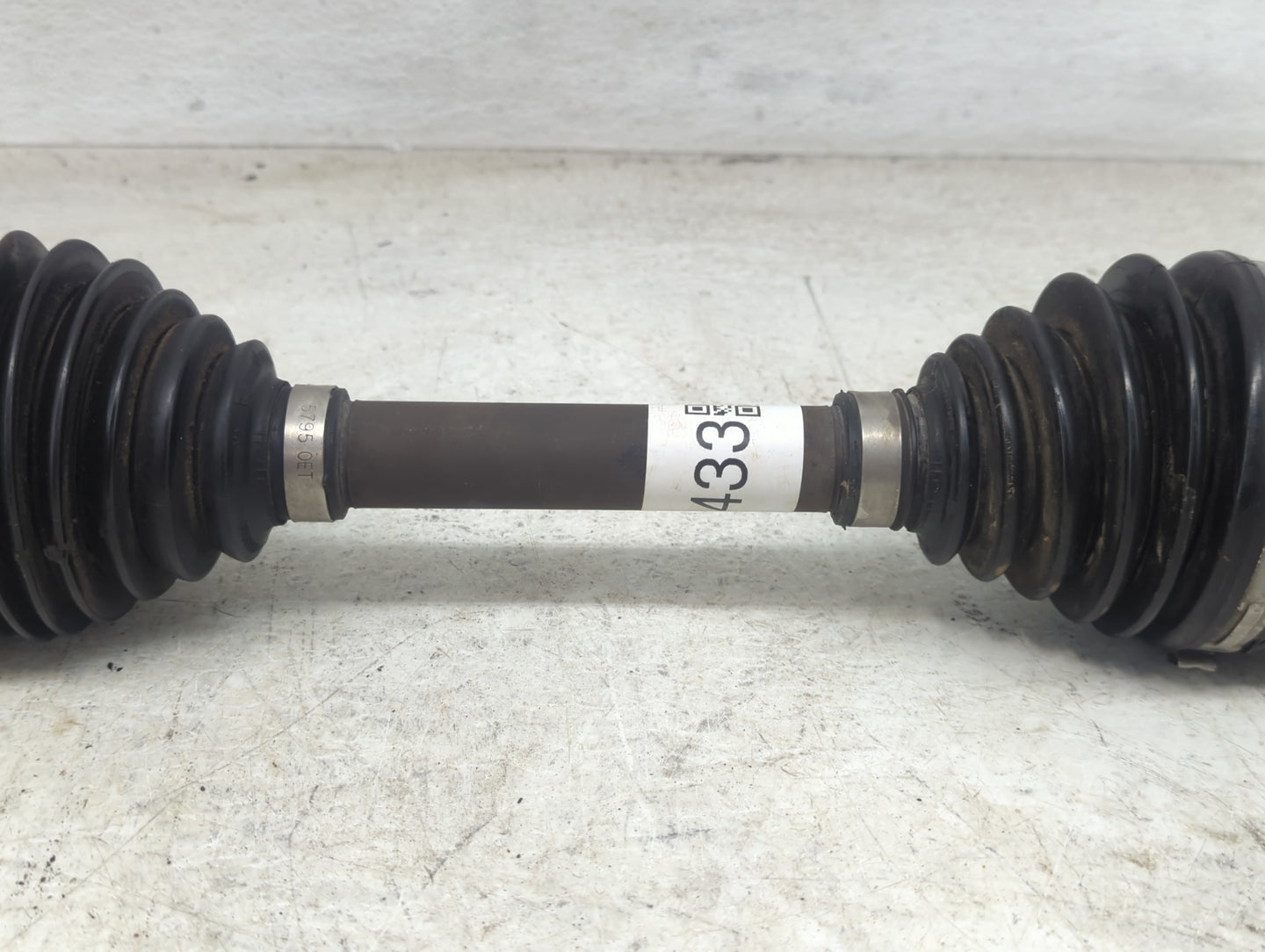 2011-2016 Chevrolet Cruze Axle Shaft Front Driver Cv C/v - Oemusedautoparts1.com