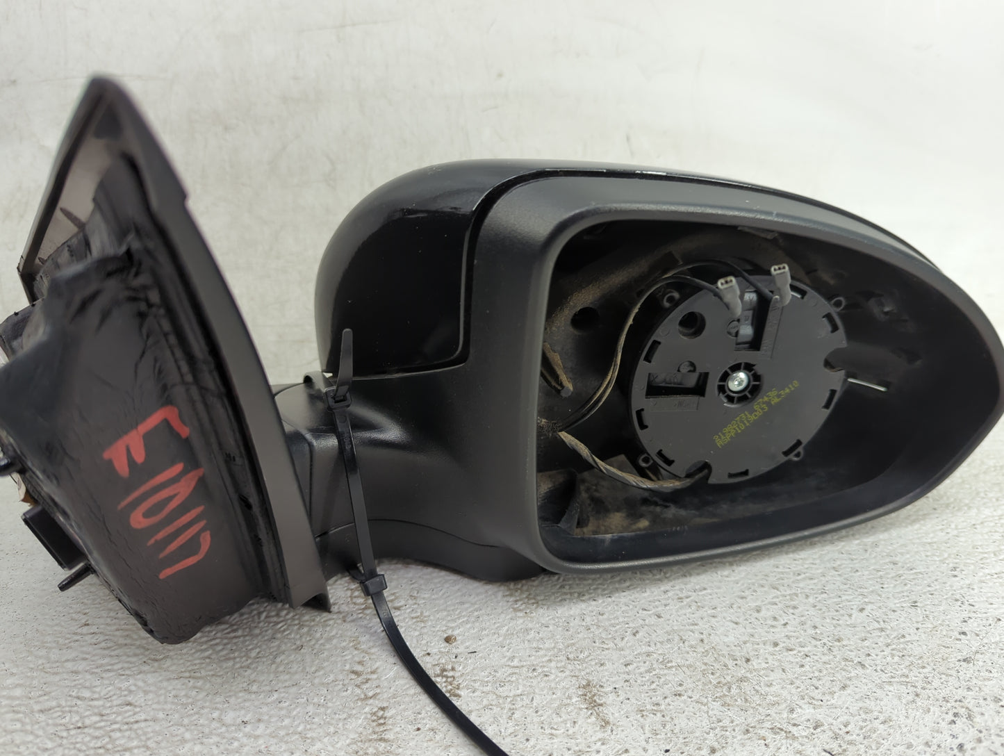 2011-2016 Chevrolet Cruze Passenger Side View Mirror - Right Door Mirror OEM Used - Oemusedautoparts1.com