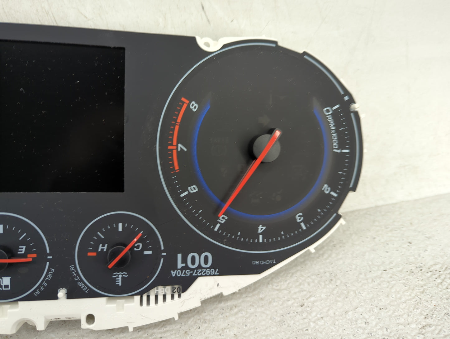 2011 Chevrolet Cruze Instrument Cluster Speedometer Gauges P/N:769227-570A 95018208, 81151191 Fits OEM Used Auto Parts - Oem