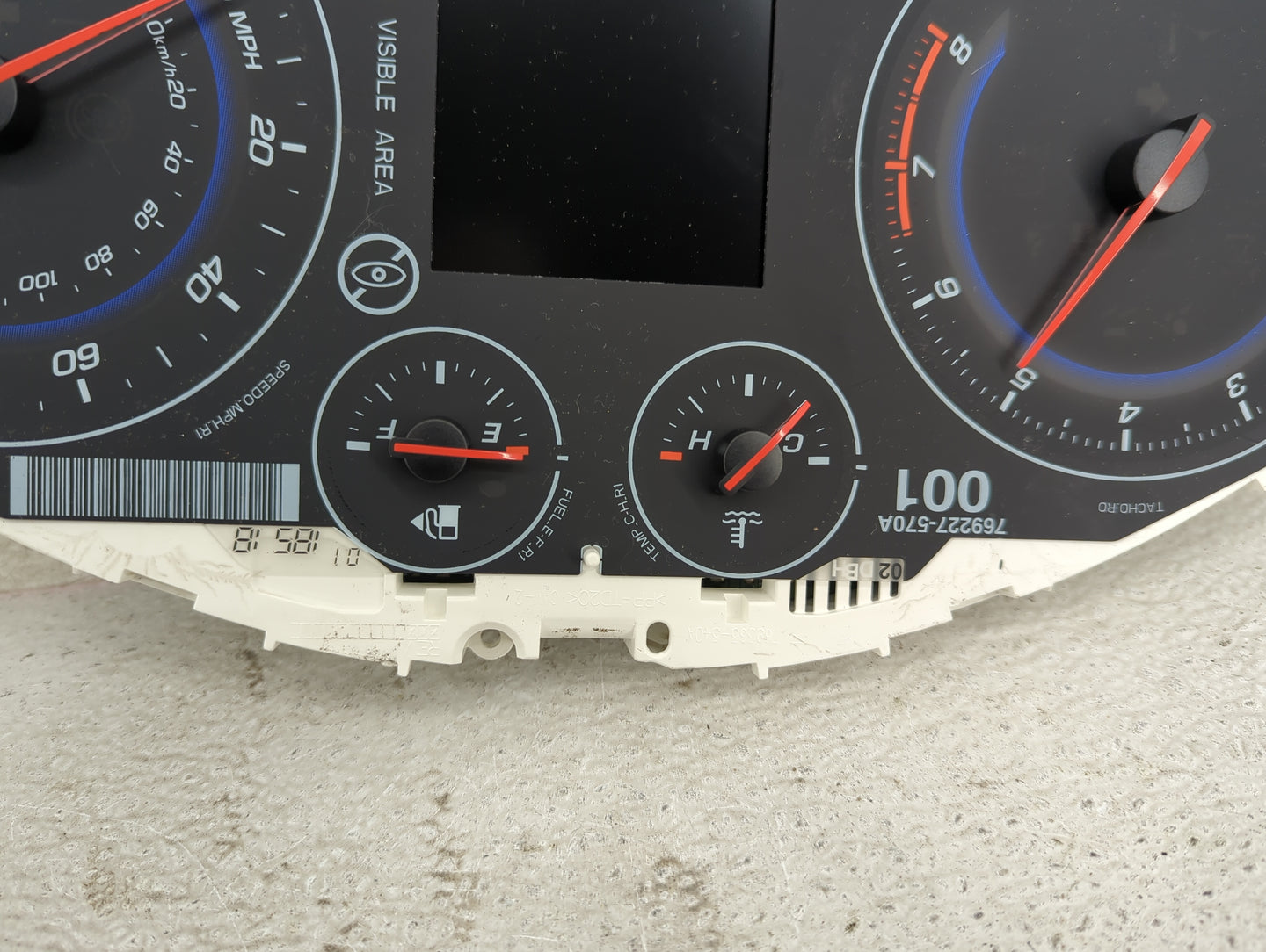 2011 Chevrolet Cruze Instrument Cluster Speedometer Gauges P/N:769227-570A 95018208, 81151191 Fits OEM Used Auto Parts - Oem