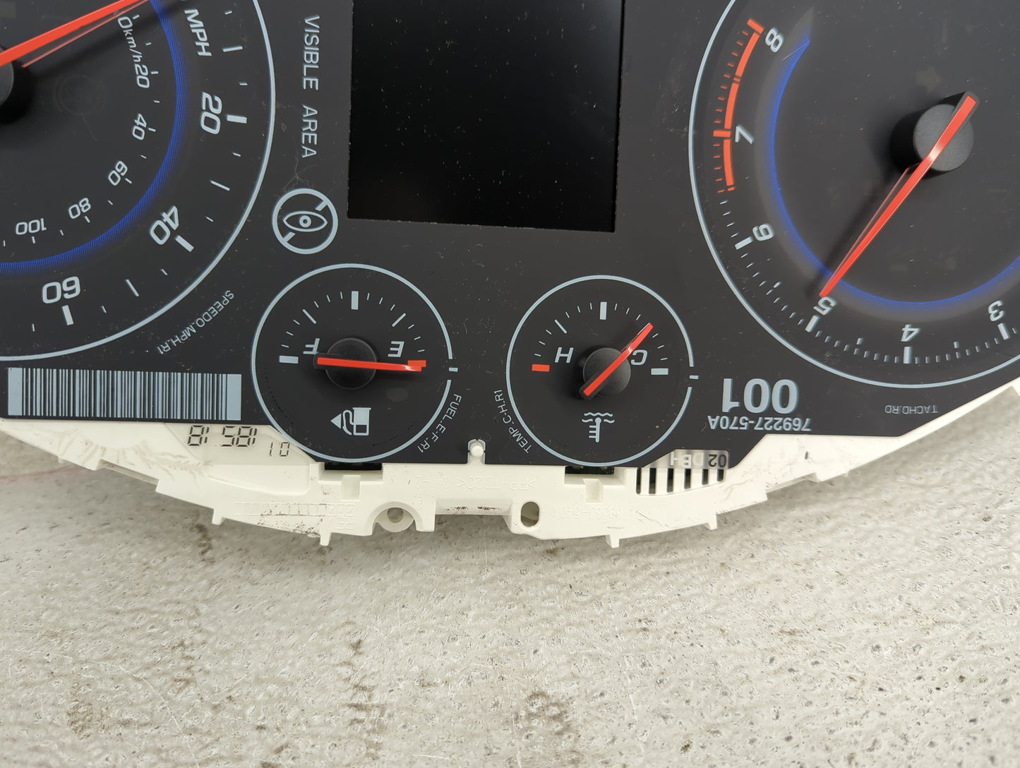 2011 Chevrolet Cruze Instrument Cluster Speedometer Gauges P/N:769227-570A 95018208, 81151191 Fits OEM Used Auto Parts - Oem
