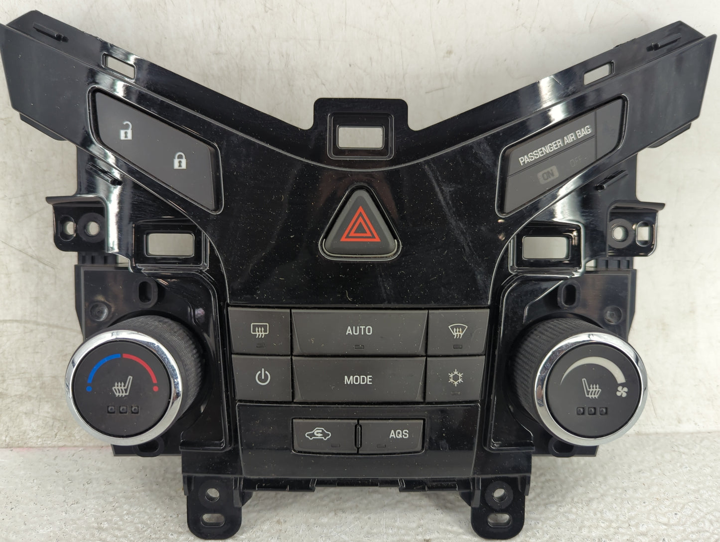 2011-2015 Chevrolet Cruze Climate Control Module Temperature AC/Heater Replacement P/N:95952721 382721A002260204 Fits OEM Us