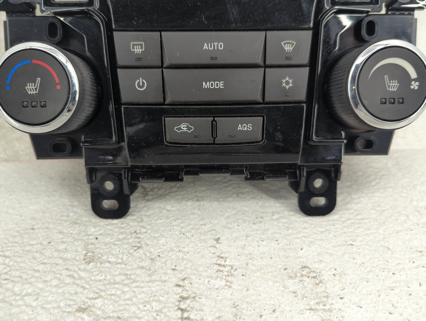 2011-2015 Chevrolet Cruze Climate Control Module Temperature AC/Heater Replacement P/N:95952721 382721A002260204 Fits OEM Us