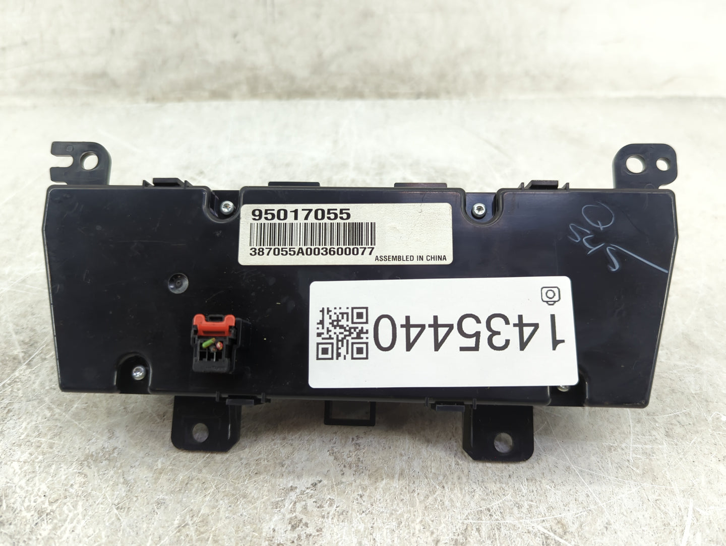 2011-2012 Chevrolet Cruze Climate Control Module Temperature AC/Heater Replacement P/N:95017055 387055A003600077 Fits OEM Us
