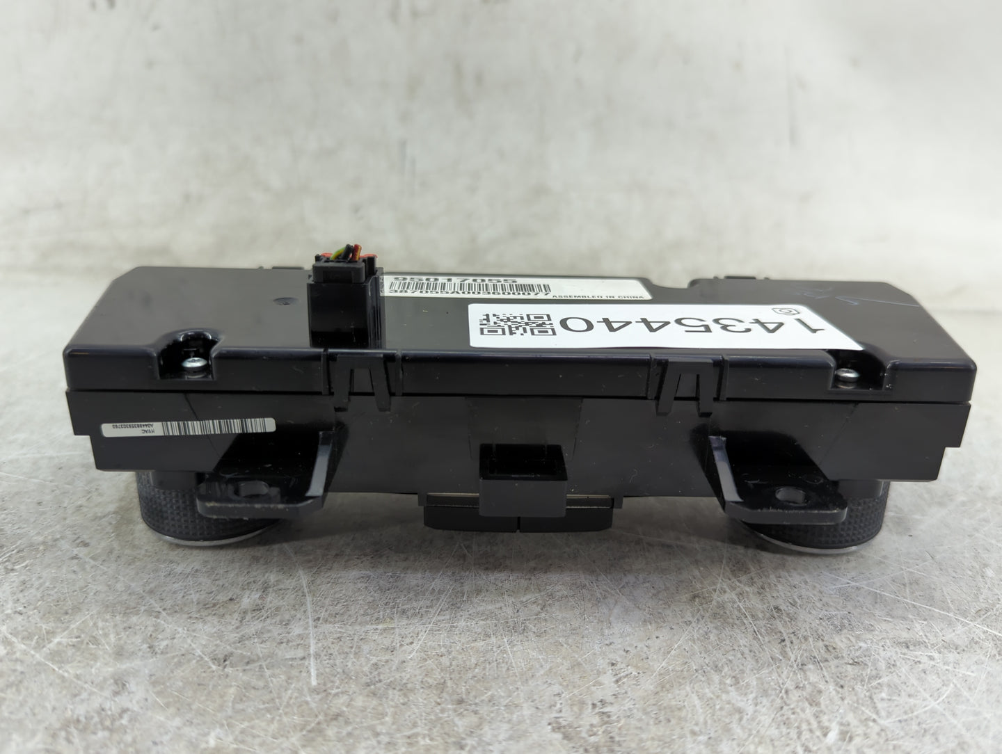 2011-2012 Chevrolet Cruze Climate Control Module Temperature AC/Heater Replacement P/N:95017055 387055A003600077 Fits OEM Us