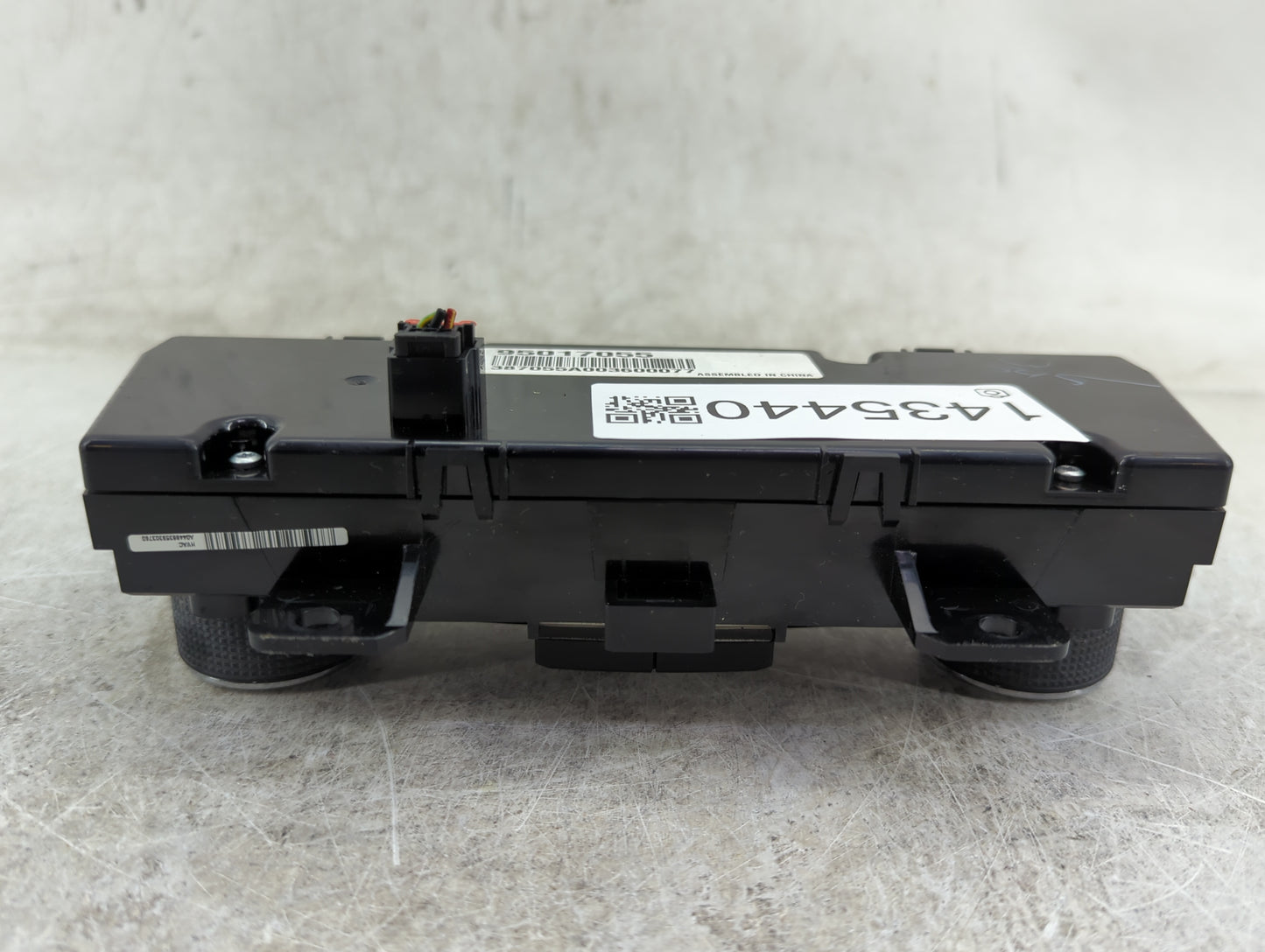 2011-2012 Chevrolet Cruze Climate Control Module Temperature AC/Heater Replacement P/N:95017055 387055A003600077 Fits OEM Us