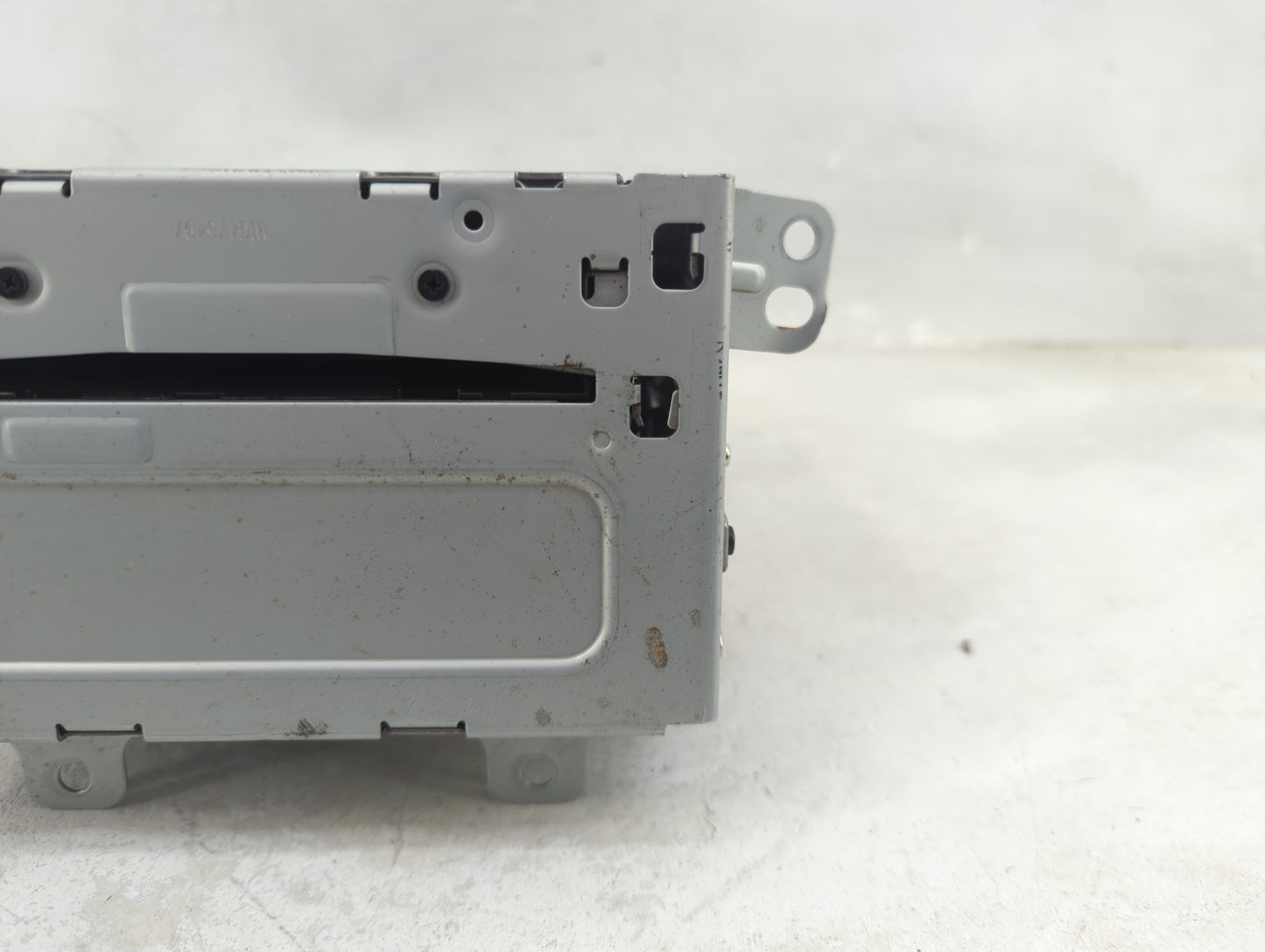 2011-2012 Chevrolet Cruze Radio AM FM Cd Player Receiver Replacement P/N:20983517 CQ-FG5011YC Fits Fits 2010 2011 2012 OEM U