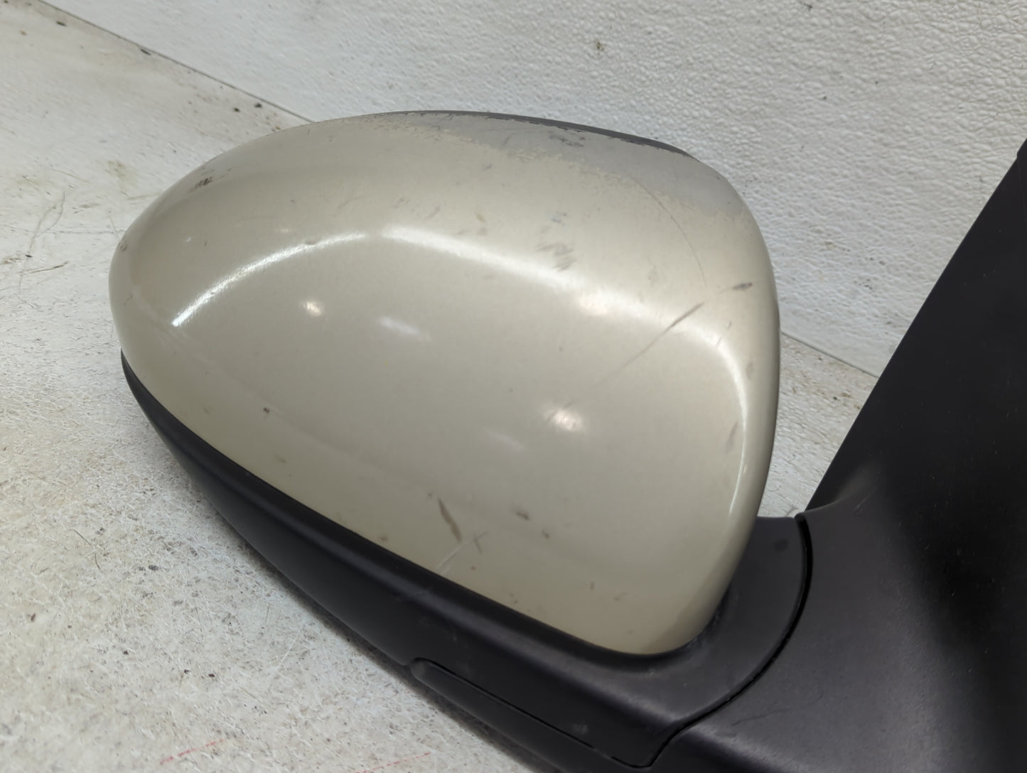 2011-2016 Chevrolet Cruze Passenger Side View Mirror - Right Door Mirror OEM Used - Oemusedautoparts1.com
