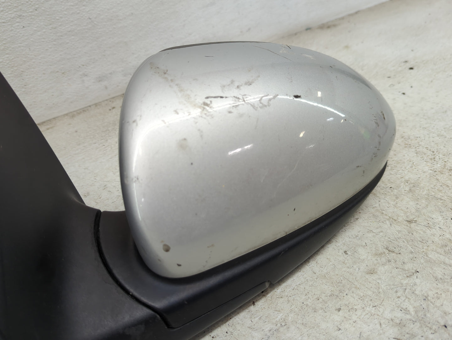 2011-2016 Chevrolet Cruze Passenger Side View Mirror - Right Door Mirror OEM Used - Oemusedautoparts1.com