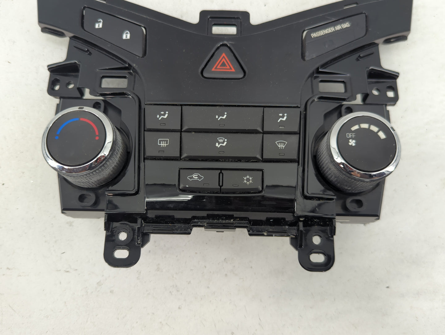 2011-2012 Chevrolet Cruze Climate Control Module Temperature AC/Heater Replacement P/N:95017054 Fits Fits 2011 2012 OEM Used