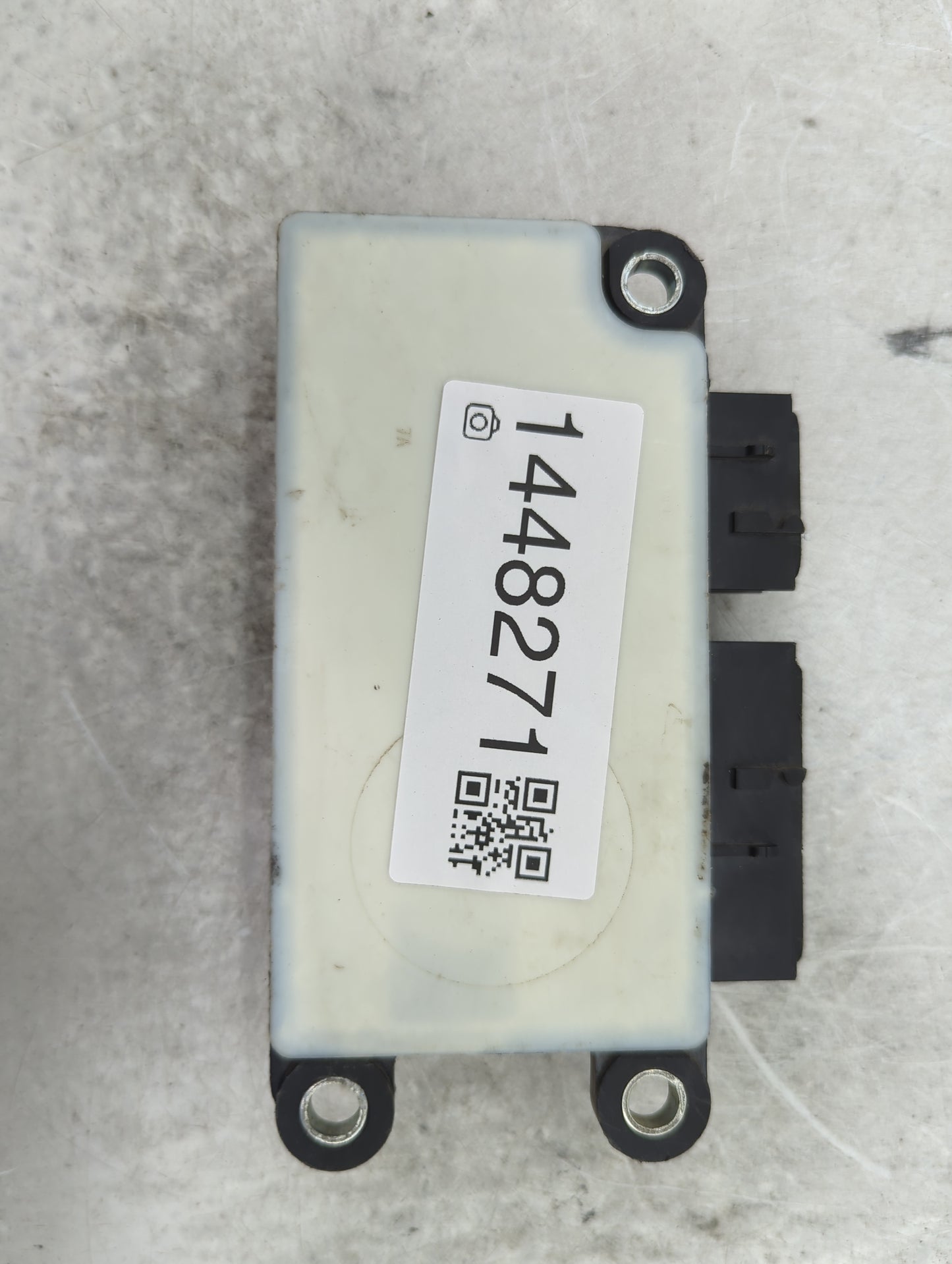 2011-2011 Chevrolet Cruze Safety Restraint Srs Airbag Control Module 1448271 - Oemusedautoparts1.com