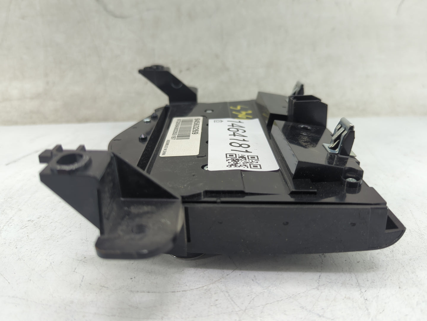 2011 Chevrolet Cruze Radio Control Panel 1464181 - Oemusedautoparts1.com