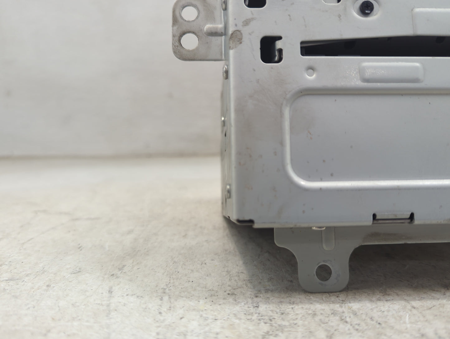 2011-2012 Chevrolet Cruze Radio AM FM Cd Player Receiver Replacement P/N:20983517 CQ-FG5011YC Fits Fits 2010 2011 2012 OEM U
