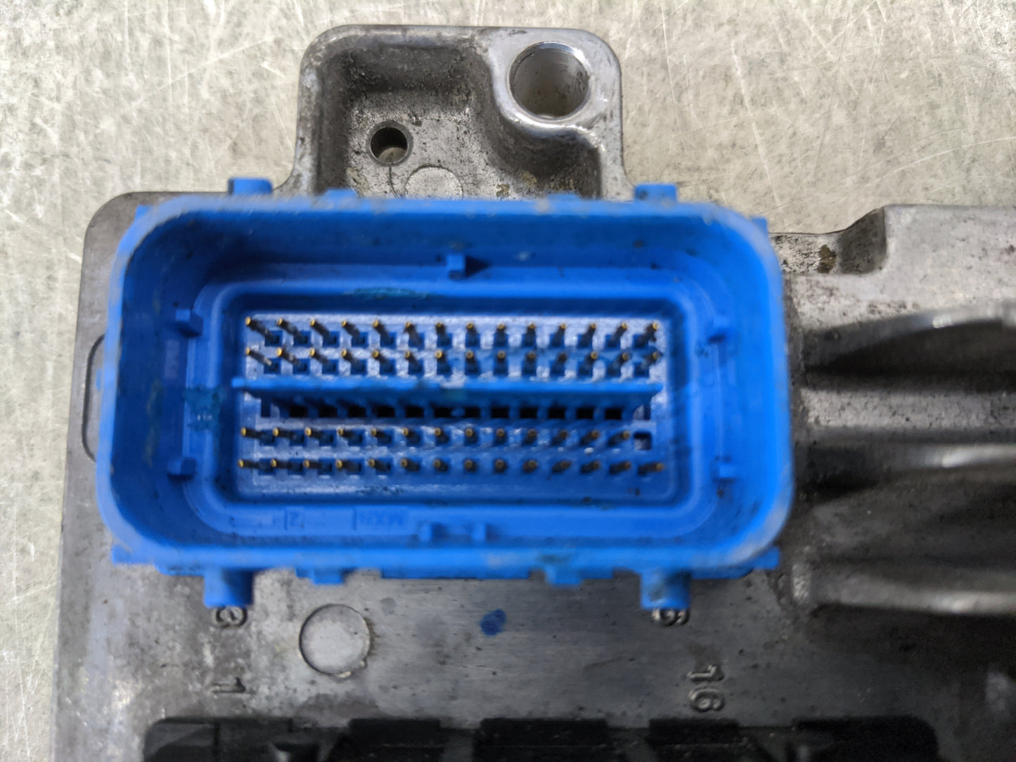 2011 Chevrolet Cruze PCM Engine Control Computer ECU ECM PCU OEM P/N:12644081 AAZ6, 12642100 Fits OEM Used Auto Parts - Oemu