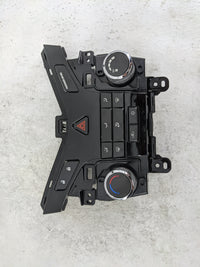 2011-2012 Chevrolet Cruze Climate Control Module Temperature AC/Heater Replacement P/N:95017054 3870754A0035755911 Fits OEM 