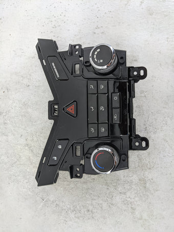 compare product 2011-2012 Chevrolet Cruze Climate Control Module Temperature AC/Heater Replacement P/N:95017054 3870754A0035755911 Fits OEM Used Auto Parts