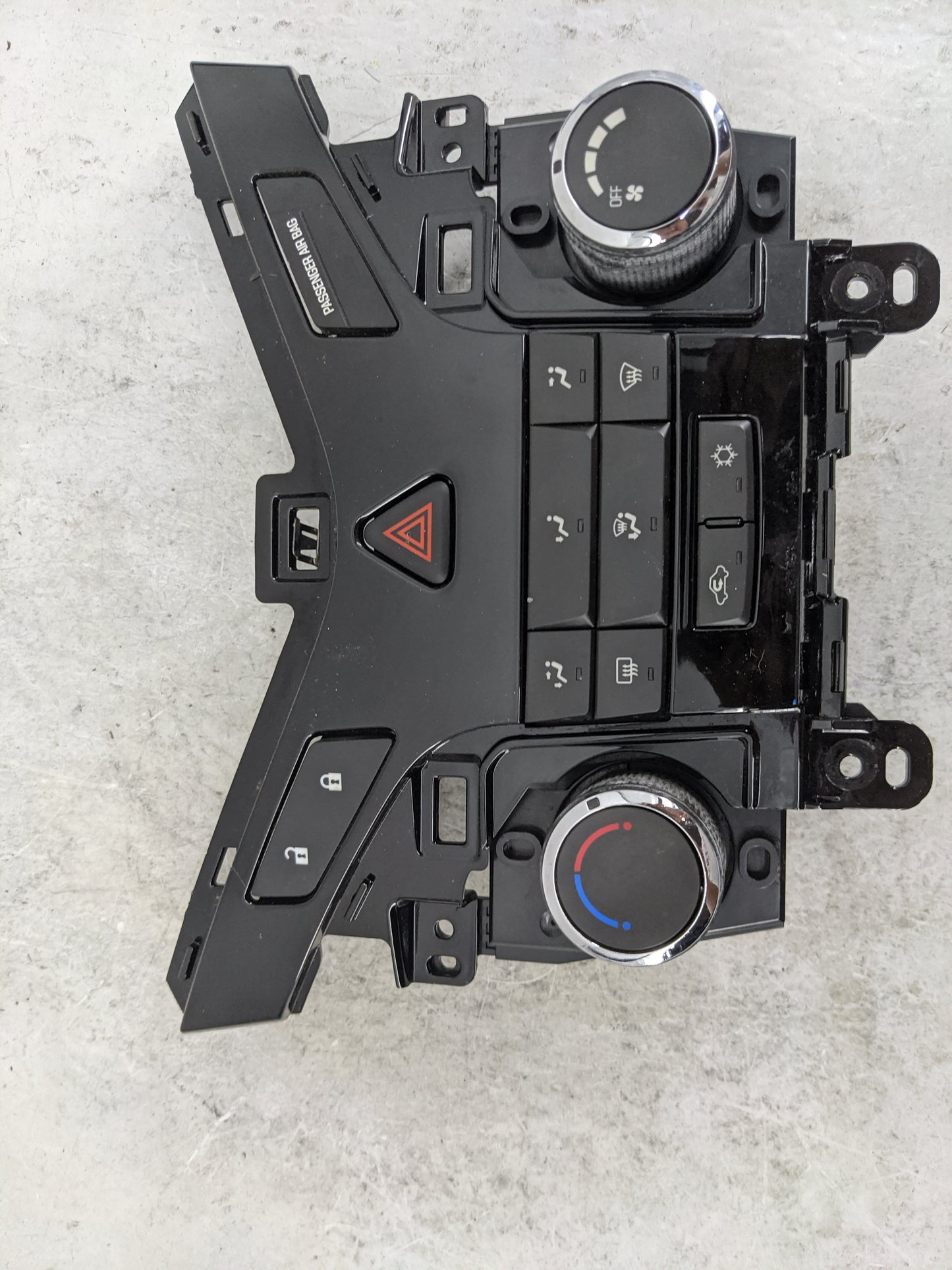 2011-2012 Chevrolet Cruze Climate Control Module Temperature AC/Heater Replacement P/N:95017054 3870754A0035755911 Fits OEM 