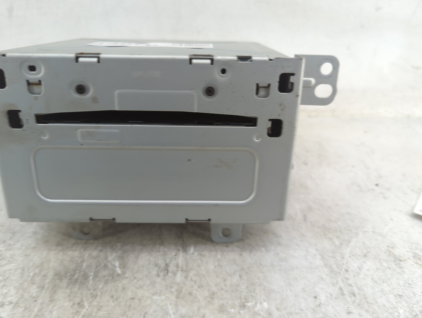 2011-2012 Chevrolet Cruze Radio AM FM Cd Player Receiver Replacement P/N:20983517 CQ-FG2010YC Fits Fits 2010 2011 2012 OEM U