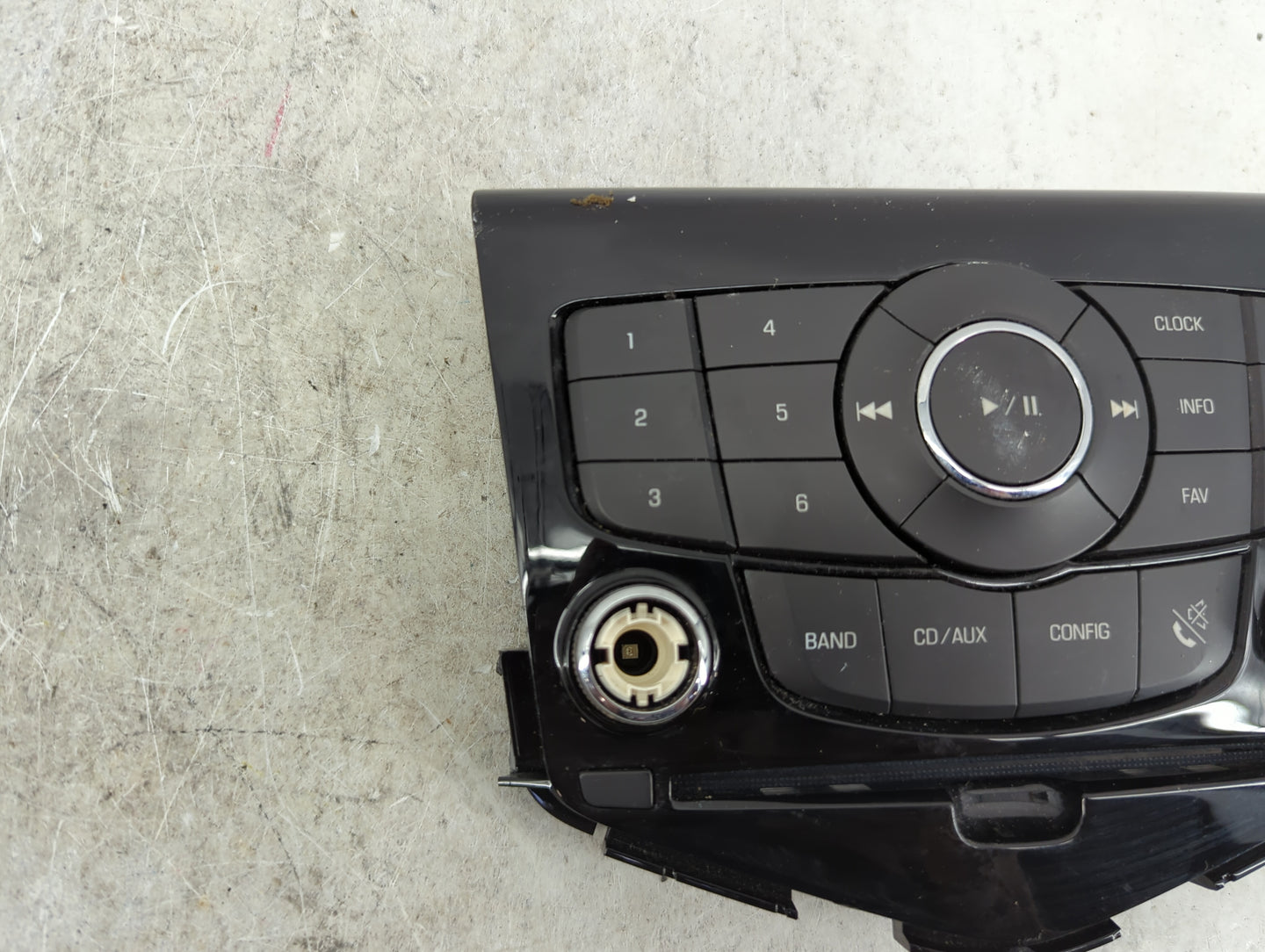 2011-2016 Chevrolet Cruze Radio Control Panel 1488440 - Oemusedautoparts1.com