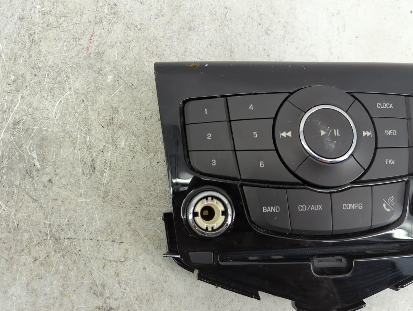 2011-2016 Chevrolet Cruze Radio Control Panel 1488440 - Oemusedautoparts1.com