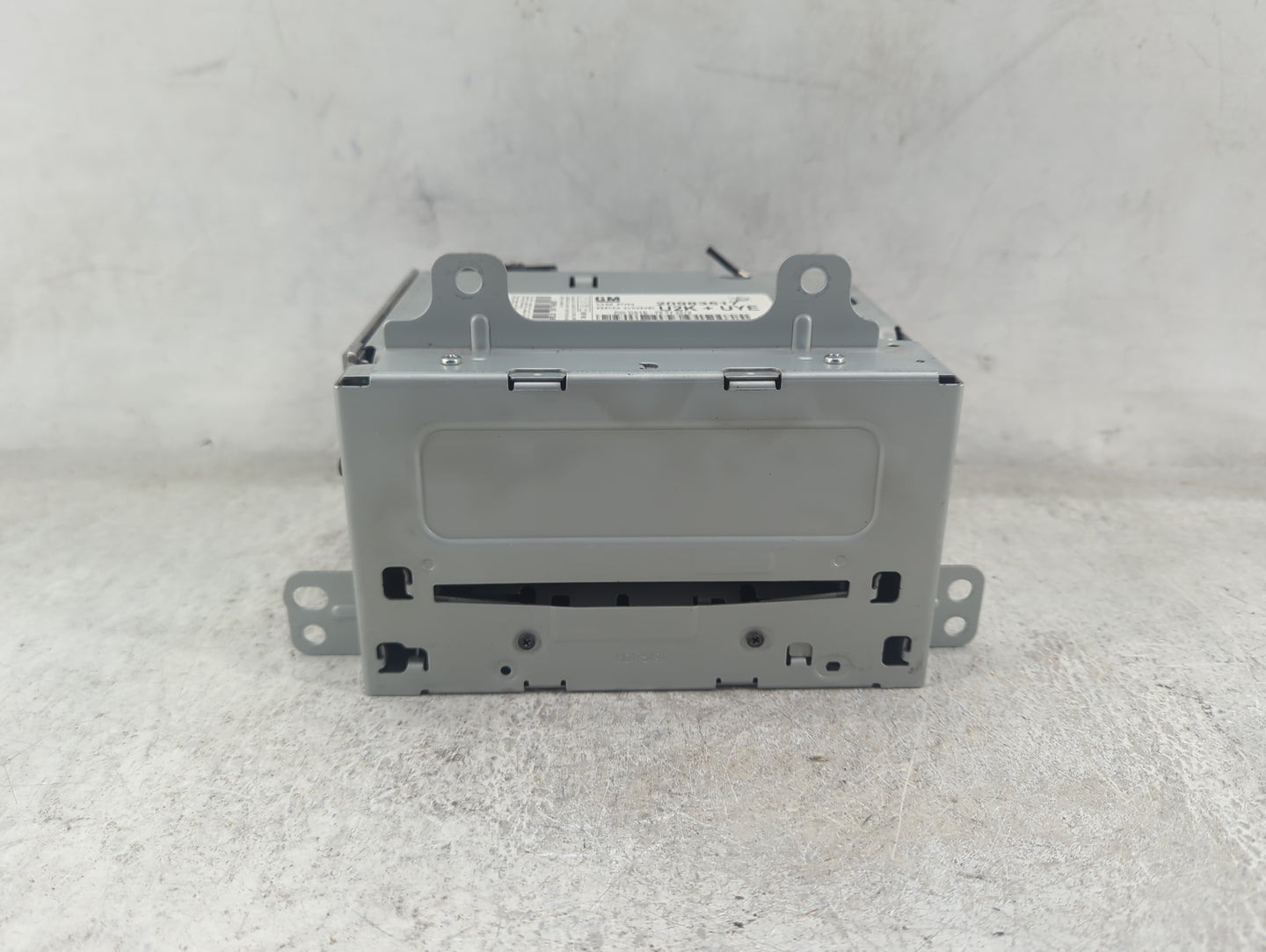 2011-2012 Chevrolet Cruze Radio AM FM Cd Player Receiver Replacement P/N:20983517 CQ-FG5011YC Fits Fits 2010 2011 2012 OEM U