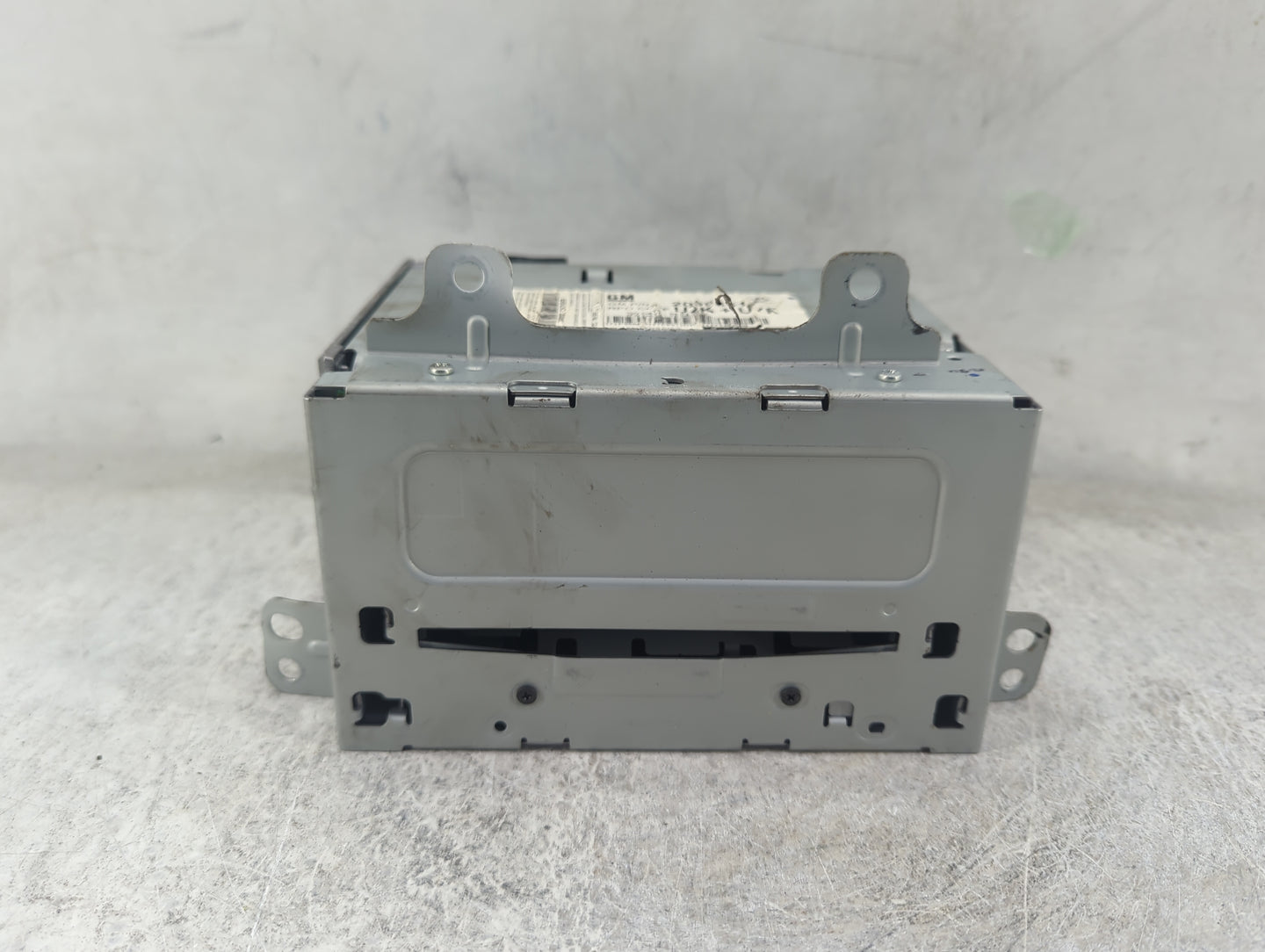 2011-2012 Chevrolet Cruze Radio AM FM Cd Player Receiver Replacement P/N:20983517 CQ-FG5011YC Fits Fits 2010 2011 2012 OEM U