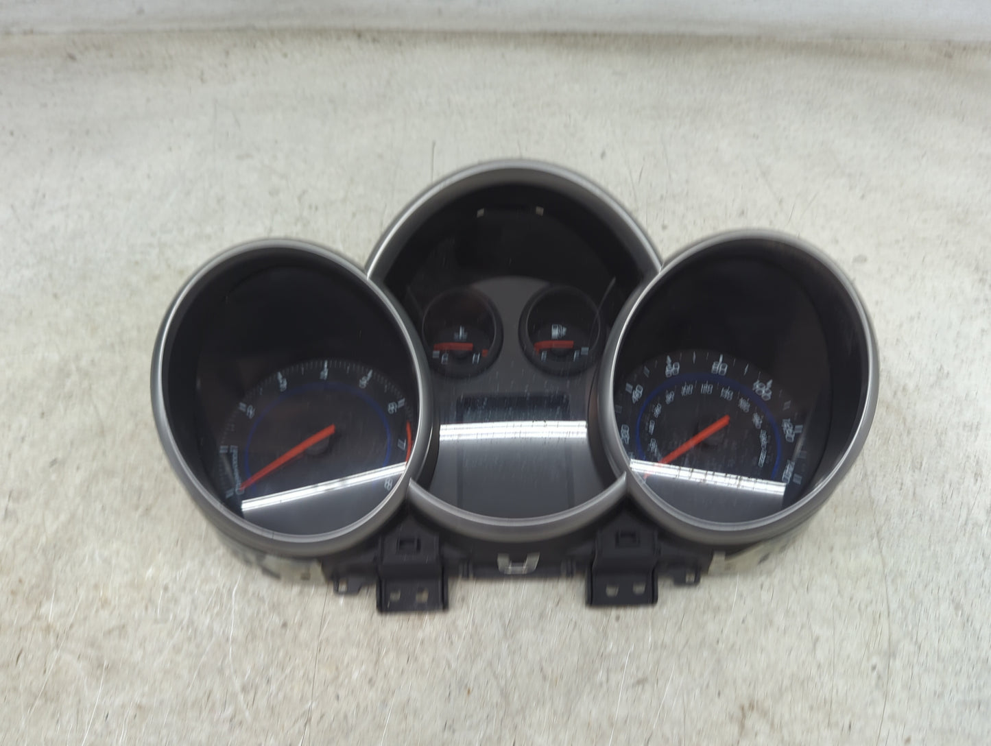 2011 Chevrolet Cruze Instrument Cluster Speedometer Gauges P/N:94540721 94540720 Miles: Fits OEM Used Auto Parts - Oemusedau