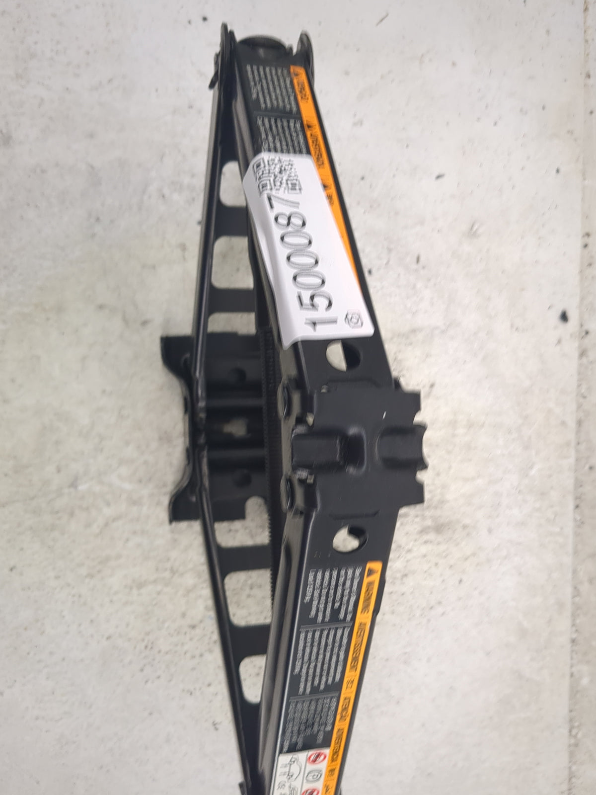2011 Chevrolet Cruze Spare Scissor Car Jack Black - Oemusedautoparts1.com
