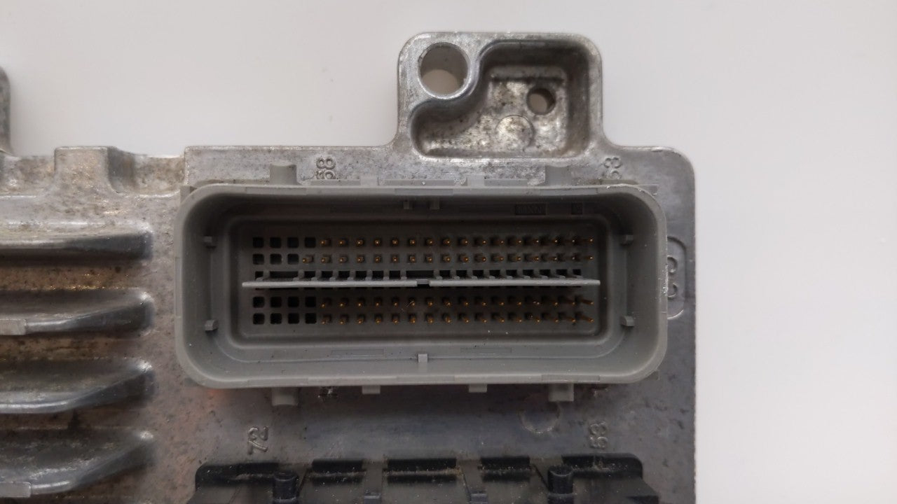 2011 Chevrolet Cruze PCM Engine Control Computer ECU ECM PCU OEM P/N:12645606 12644081, 12645606 Fits OEM Used Auto Parts - 