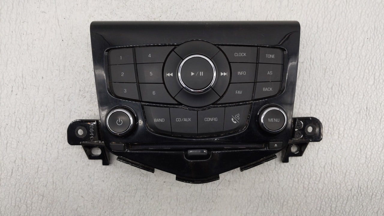 2011 Chevrolet Cruze Radio Control Panel - Oemusedautoparts1.com