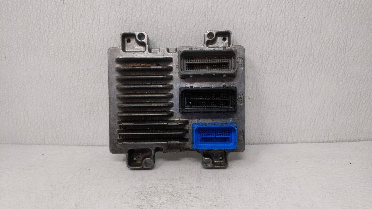 2011 Chevrolet Cruze PCM Engine Control Computer ECU ECM PCU OEM P/N:12645606 12644081, 12640466 Fits OEM Used Auto Parts - 