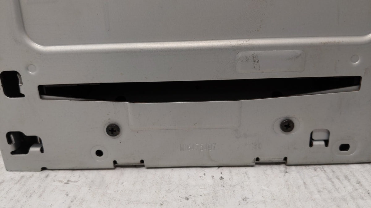 2011-2012 Chevrolet Cruze Am Fm Cd Player Radio Receiver 184677 - Oemusedautoparts1.com