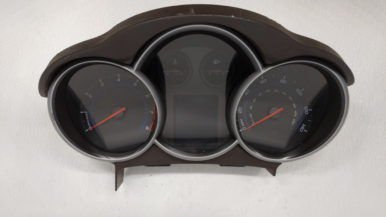 2011 Chevrolet Cruze Instrument Cluster Speedometer Gauges P/N:95235824 811511914, 95018203, 95018205 Fits OEM Used Auto Par
