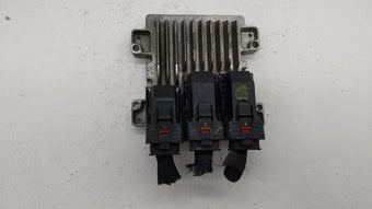 compare product 2011 Chevrolet Cruze PCM Engine Control Computer ECU ECM PCU OEM P/N:12645606 12644081, 12640466 Fits OEM Used Auto Parts