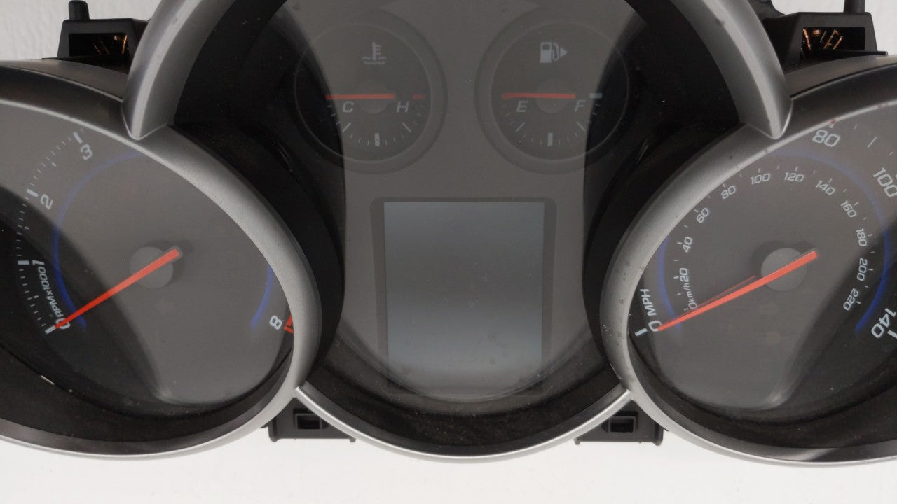 2011 Chevrolet Cruze Instrument Cluster Speedometer Gauges P/N:95235824 811511914, 95018203, 95018205 Fits OEM Used Auto Par
