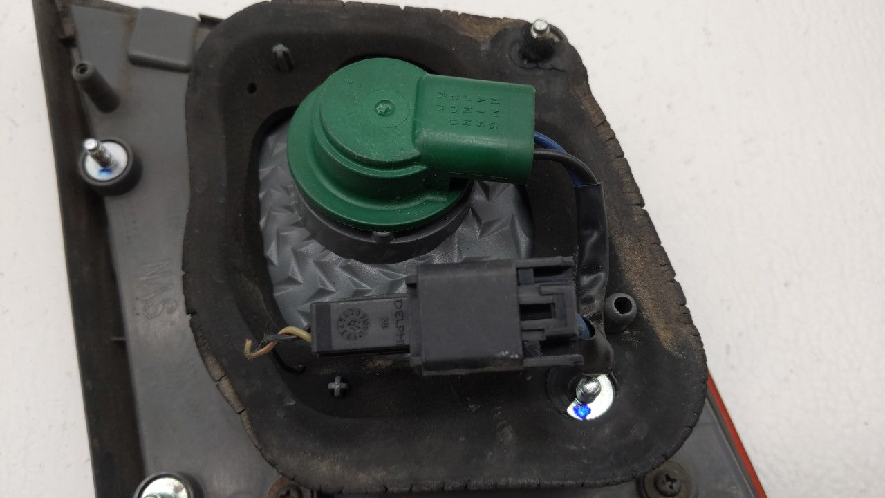 2011-2016 Chevrolet Cruze Tail Light Assembly Passenger Right OEM Fits Fits 2011 2012 2013 2014 2015 2016 OEM Used Auto Part