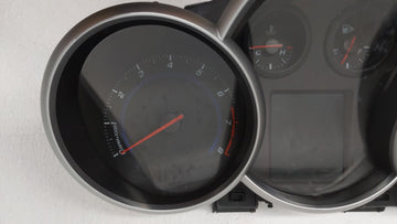 2011 Chevrolet Cruze Instrument Cluster Speedometer Gauges P/N:95235824 811511914, 95018203, 95018205 Fits OEM Used Auto Parts
