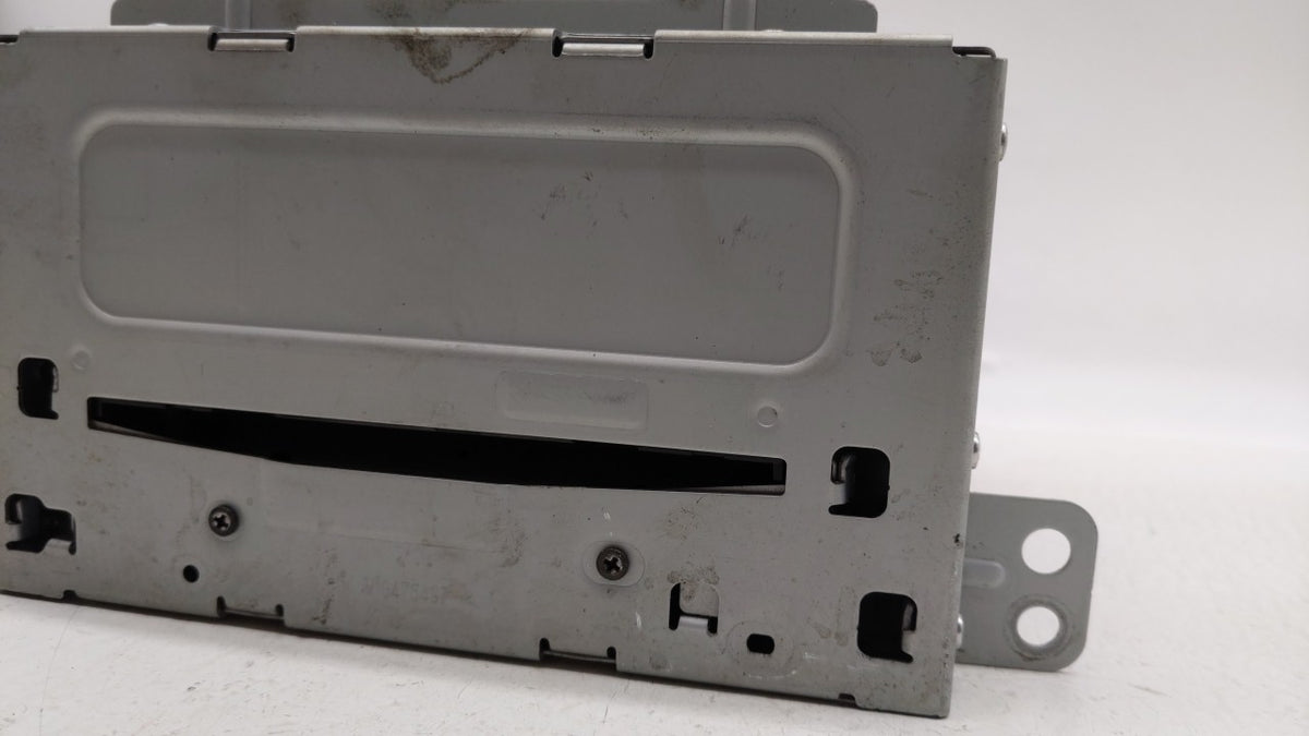 2011 Chevrolet Cruze Am Fm Cd Player Radio Receiver 269687 - Oemusedautoparts1.com