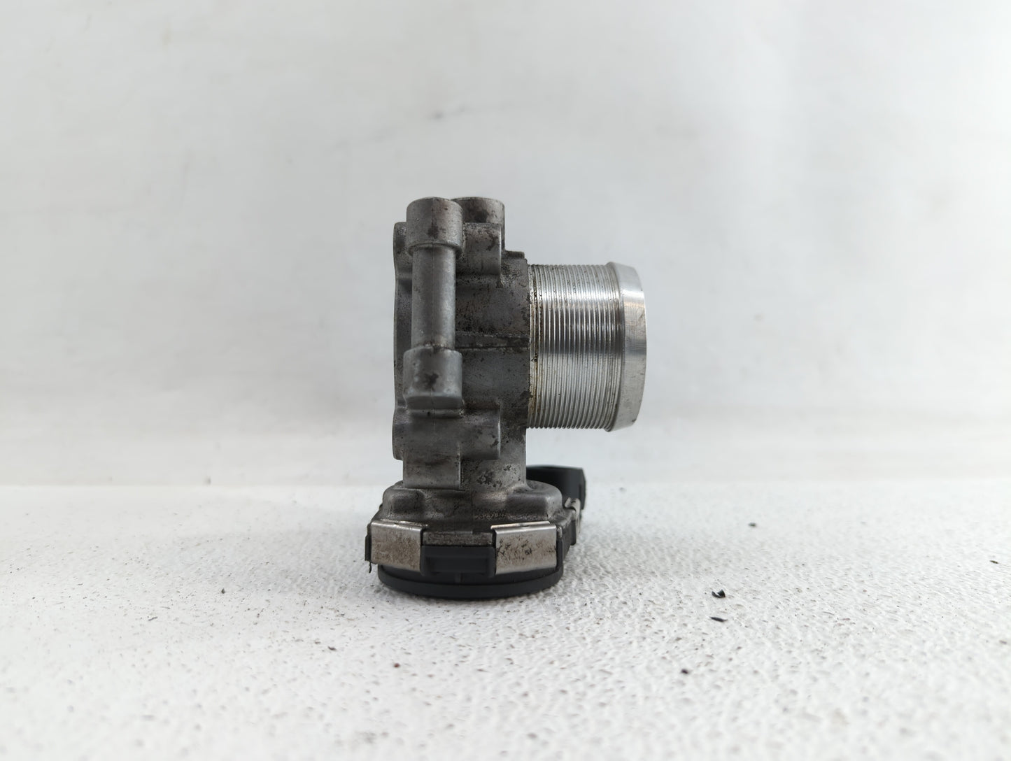 2011-2016 Chevrolet Cruze Throttle Body P/N:55565489 55581662 Fits Fits 2011 2012 2013 2014 2015 2016 2017 2018 2019 OEM Use