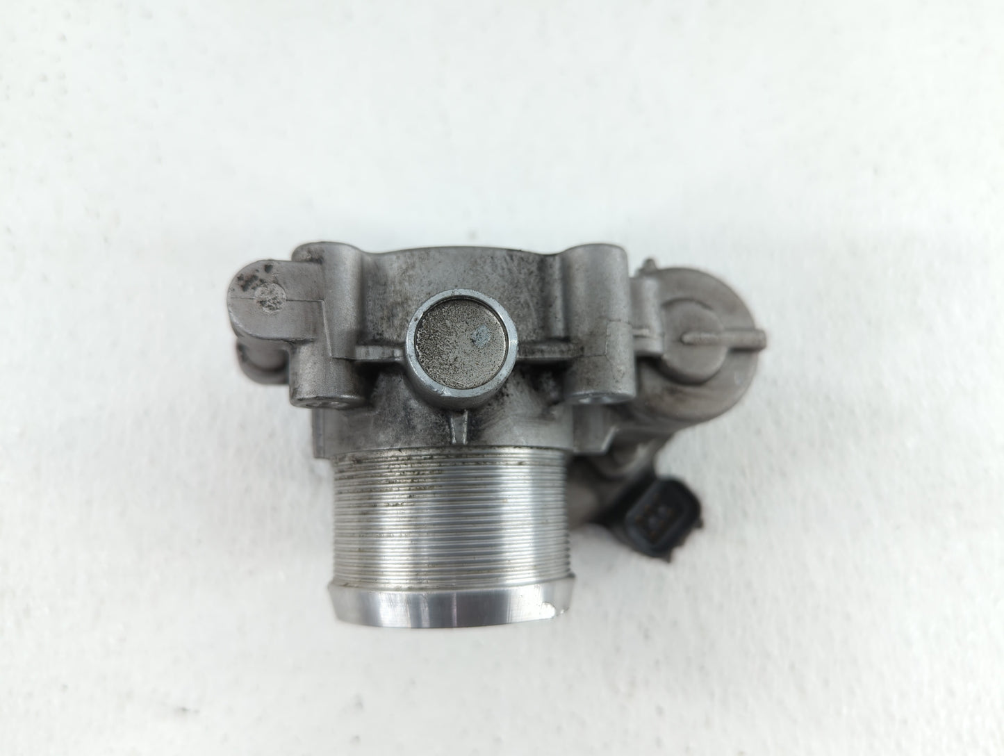 2011-2016 Chevrolet Cruze Throttle Body P/N:55581662 Fits Fits 2011 2012 2013 2014 2015 2016 2017 2018 2019 OEM Used Auto Pa