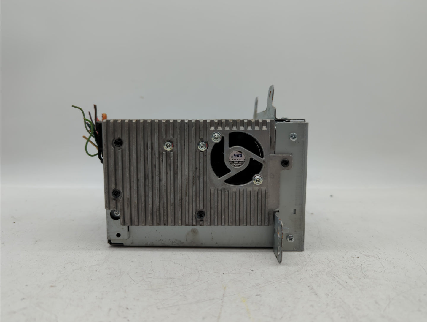 2011-2012 Chevrolet Cruze Radio AM FM Cd Player Receiver Replacement P/N:20983517 20907419, 22870782 Fits Fits 2010 2011 201