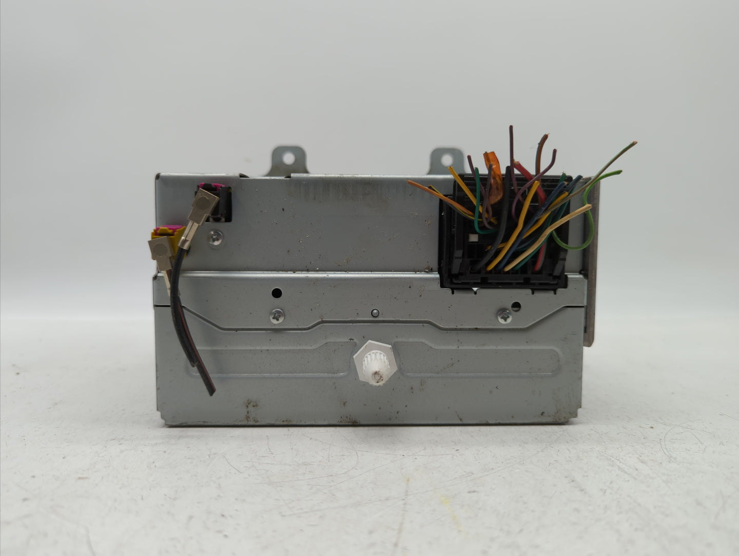 2011-2012 Chevrolet Cruze Radio AM FM Cd Player Receiver Replacement P/N:20983517 20907419, 22870782 Fits Fits 2010 2011 201