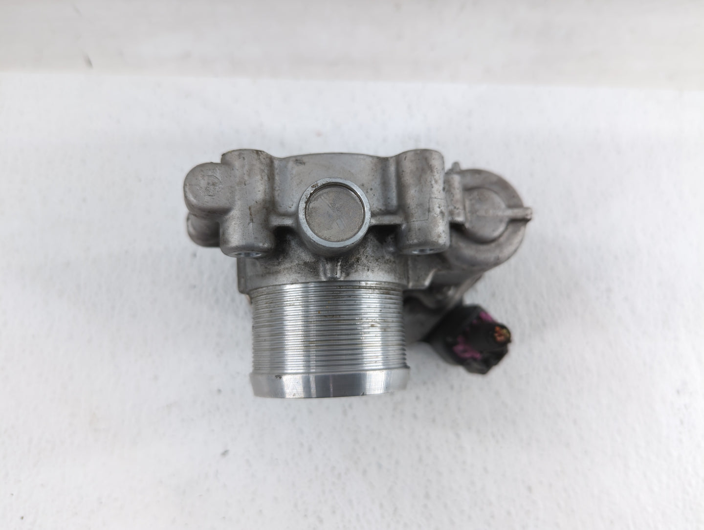 2011-2016 Chevrolet Cruze Throttle Body P/N:55565489 55581662 Fits Fits 2011 2012 2013 2014 2015 2016 2017 2018 2019 OEM Use