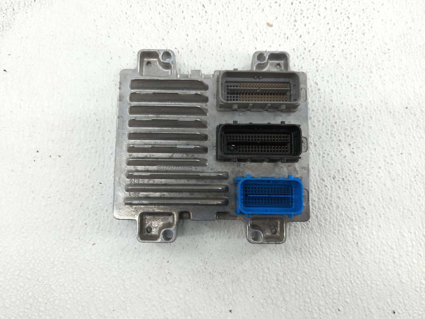 2011 Chevrolet Cruze PCM Engine Control Computer ECU ECM PCU OEM P/N:12616532 12640752, 12642100, 12645606, 12644081 Fits OE