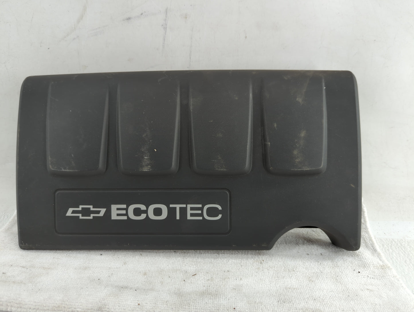 2011 Chevrolet Cruze Engine Cover - Oemusedautoparts1.com