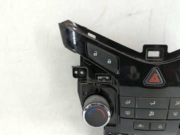 2011-2012 Chevrolet Cruze Climate Control Module Temperature AC/Heater Replacement P/N:96983927 95017054 Fits Fits 2011 2012 OEM Used Auto Parts