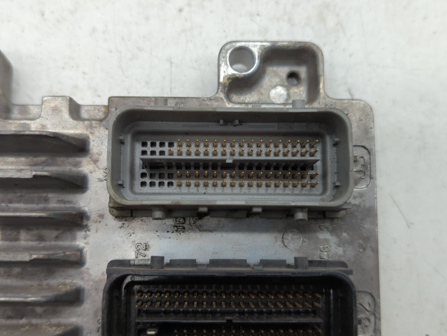 2011 Chevrolet Cruze PCM Engine Control Computer ECU ECM PCU OEM P/N:12616532 12640752, 12642100, 12645606, 12644081 Fits OE