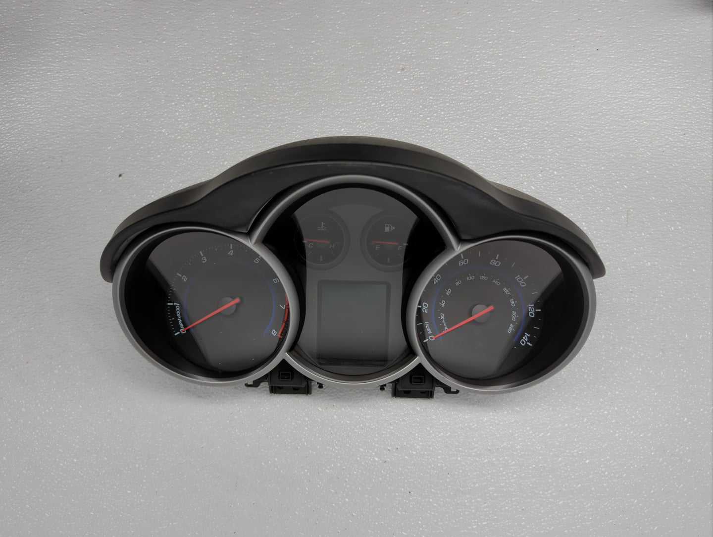 2011 Chevrolet Cruze Instrument Cluster Speedometer Gauges P/N:95018203 95235826, 95216802, 95235824, 811511914, 95018205 Fi