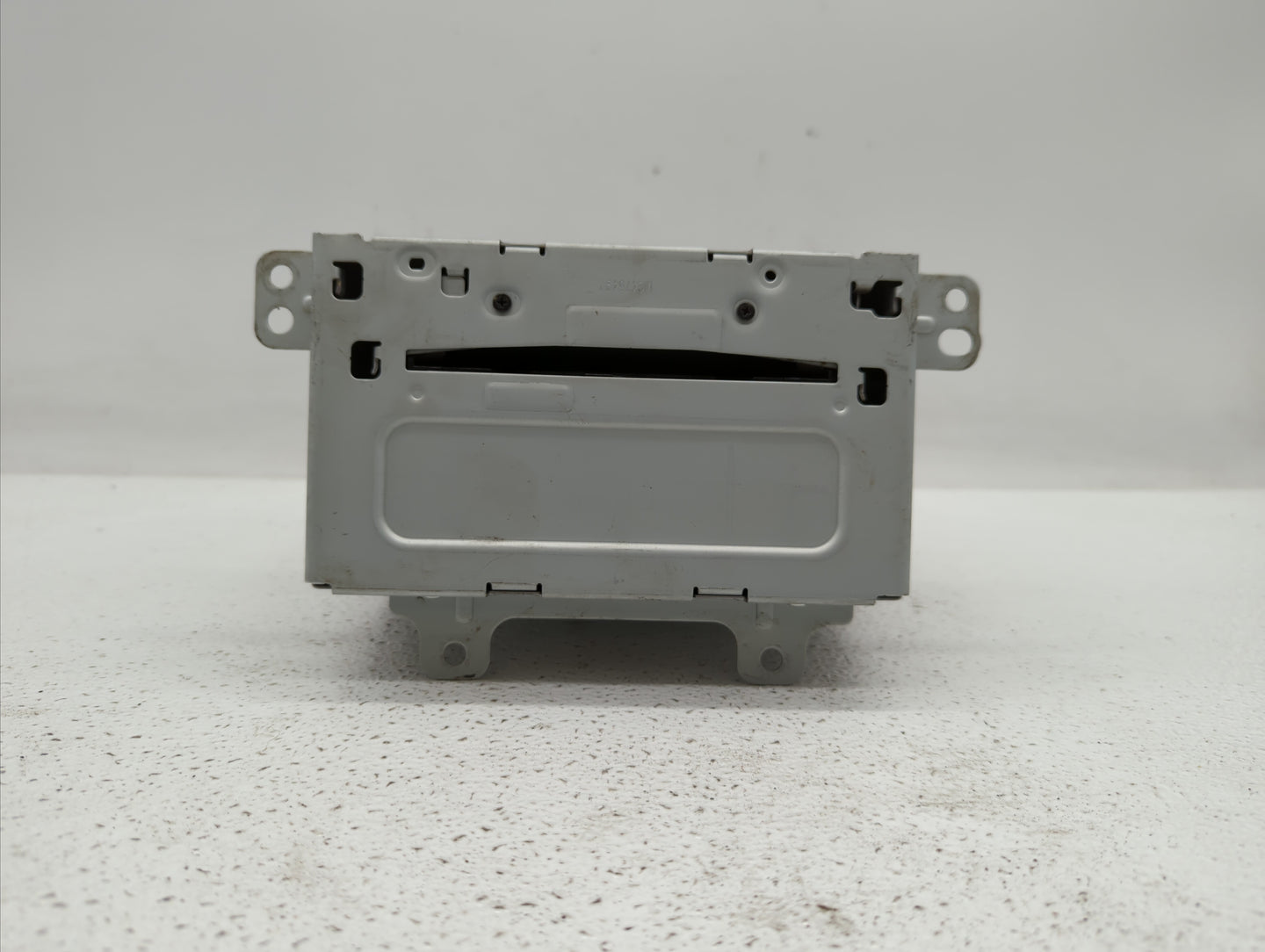 2011 Chevrolet Cruze Radio AM FM Cd Player Receiver Replacement P/N:20983517 20983516 Fits OEM Used Auto Parts - Oemusedauto